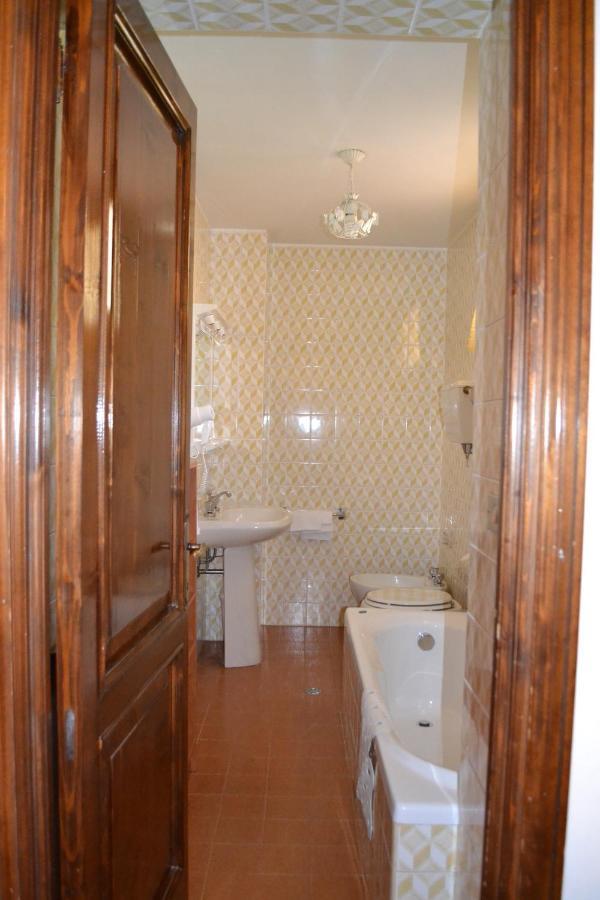 Hotel Roma سكانو المظهر الخارجي الصورة