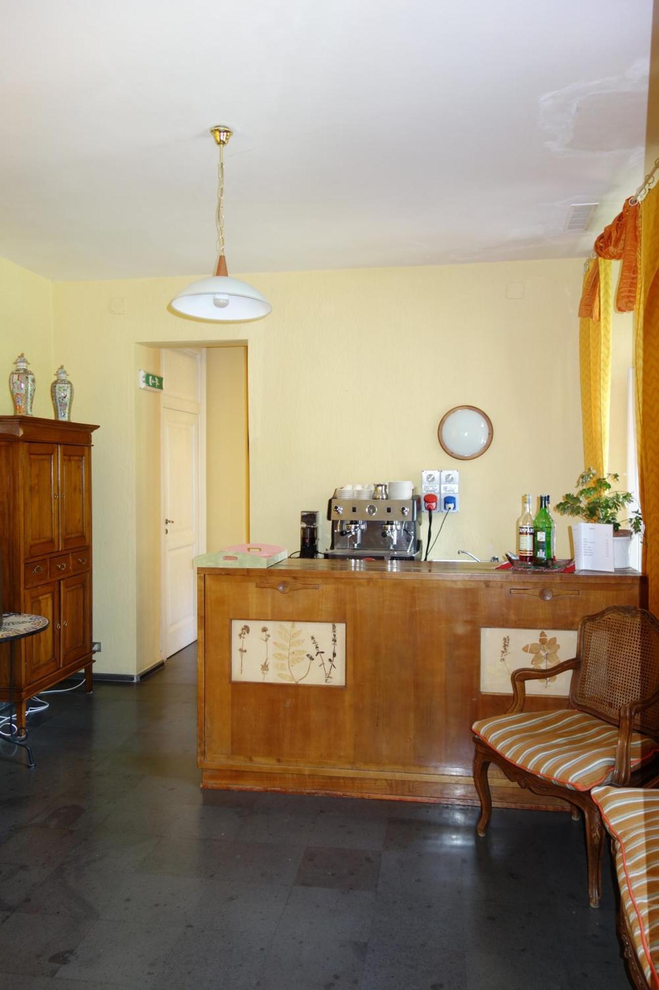 Hotel Roma سكانو المظهر الخارجي الصورة
