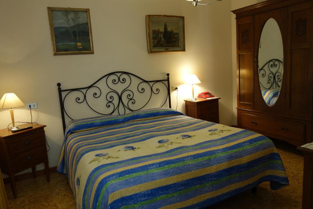 Hotel Roma سكانو الغرفة الصورة