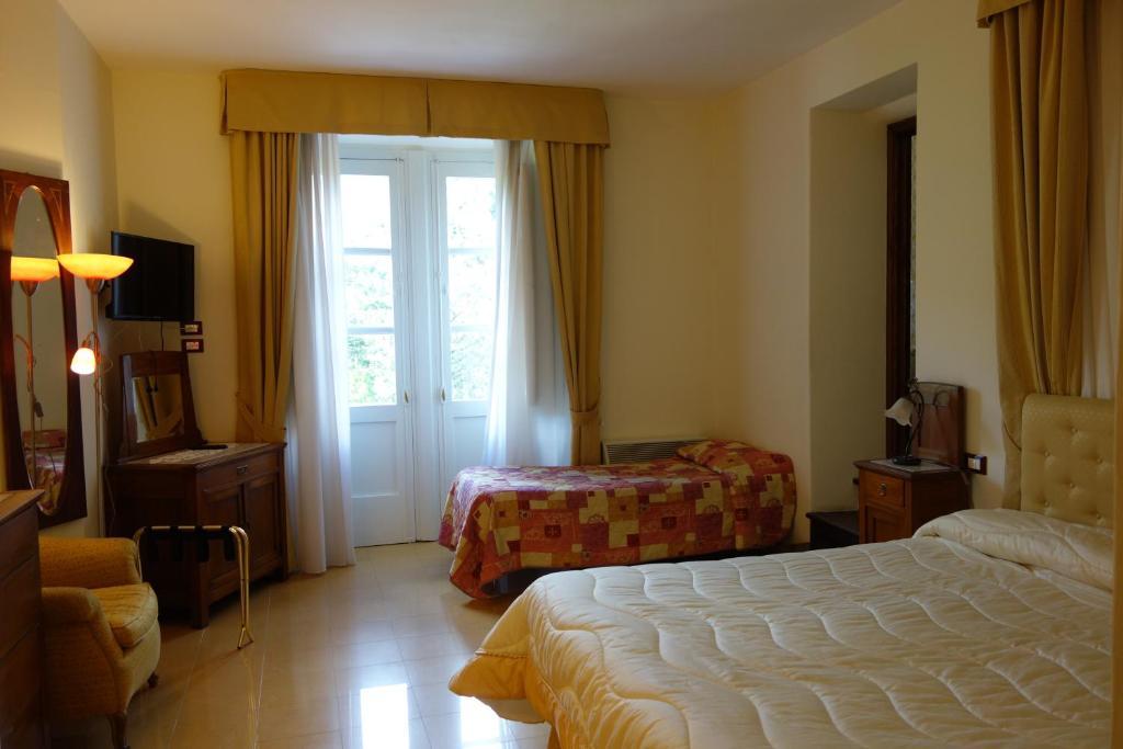 Hotel Roma سكانو الغرفة الصورة
