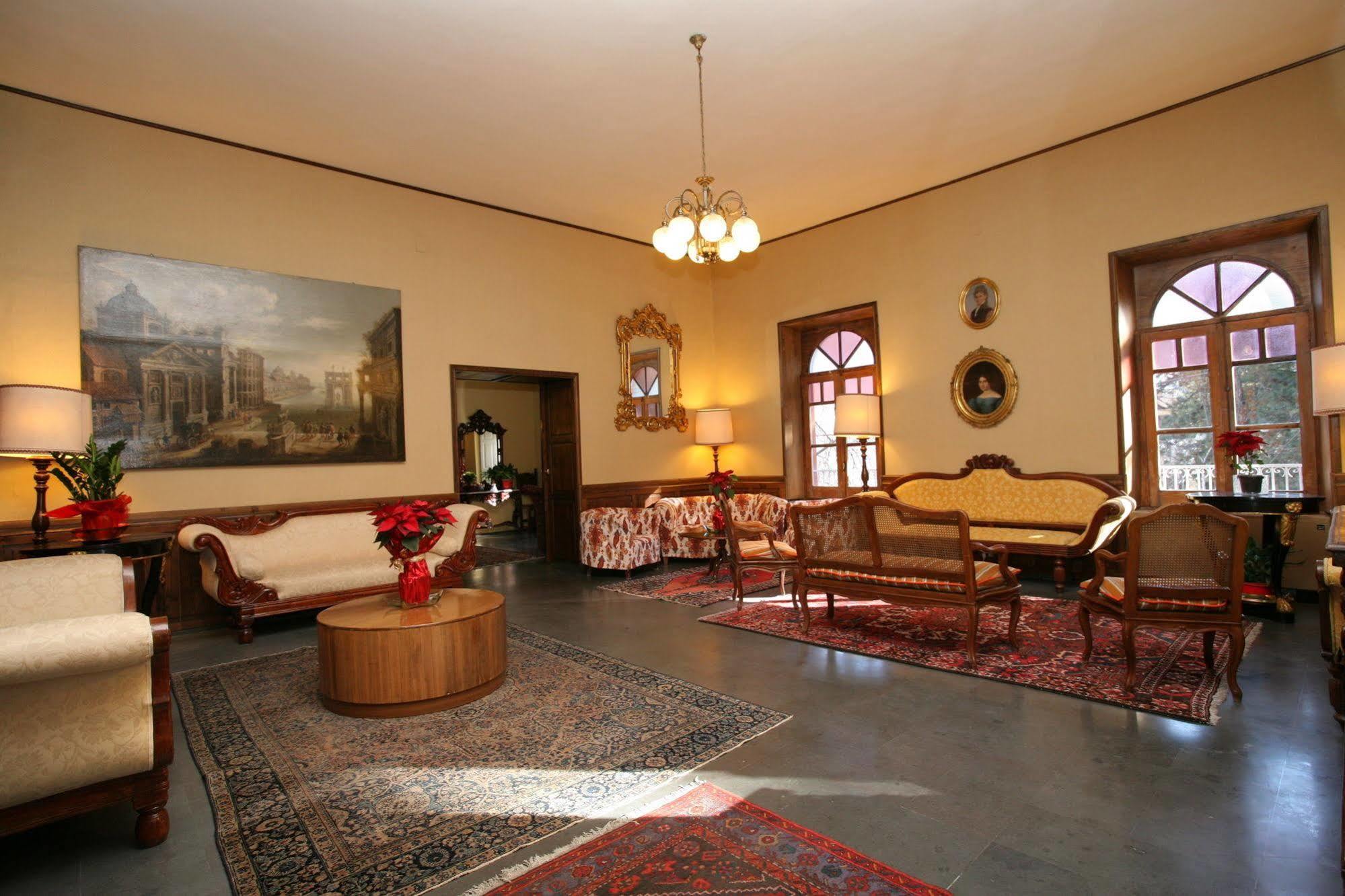 سكانو Hotel Roma المظهر الخارجي الصورة