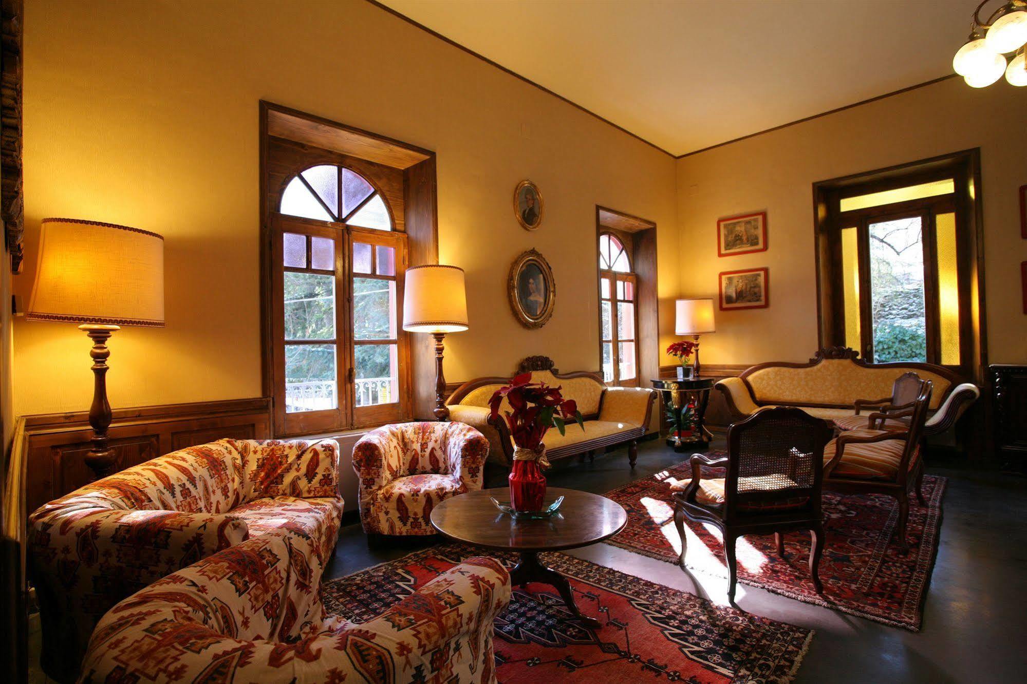 Hotel Roma سكانو المظهر الخارجي الصورة