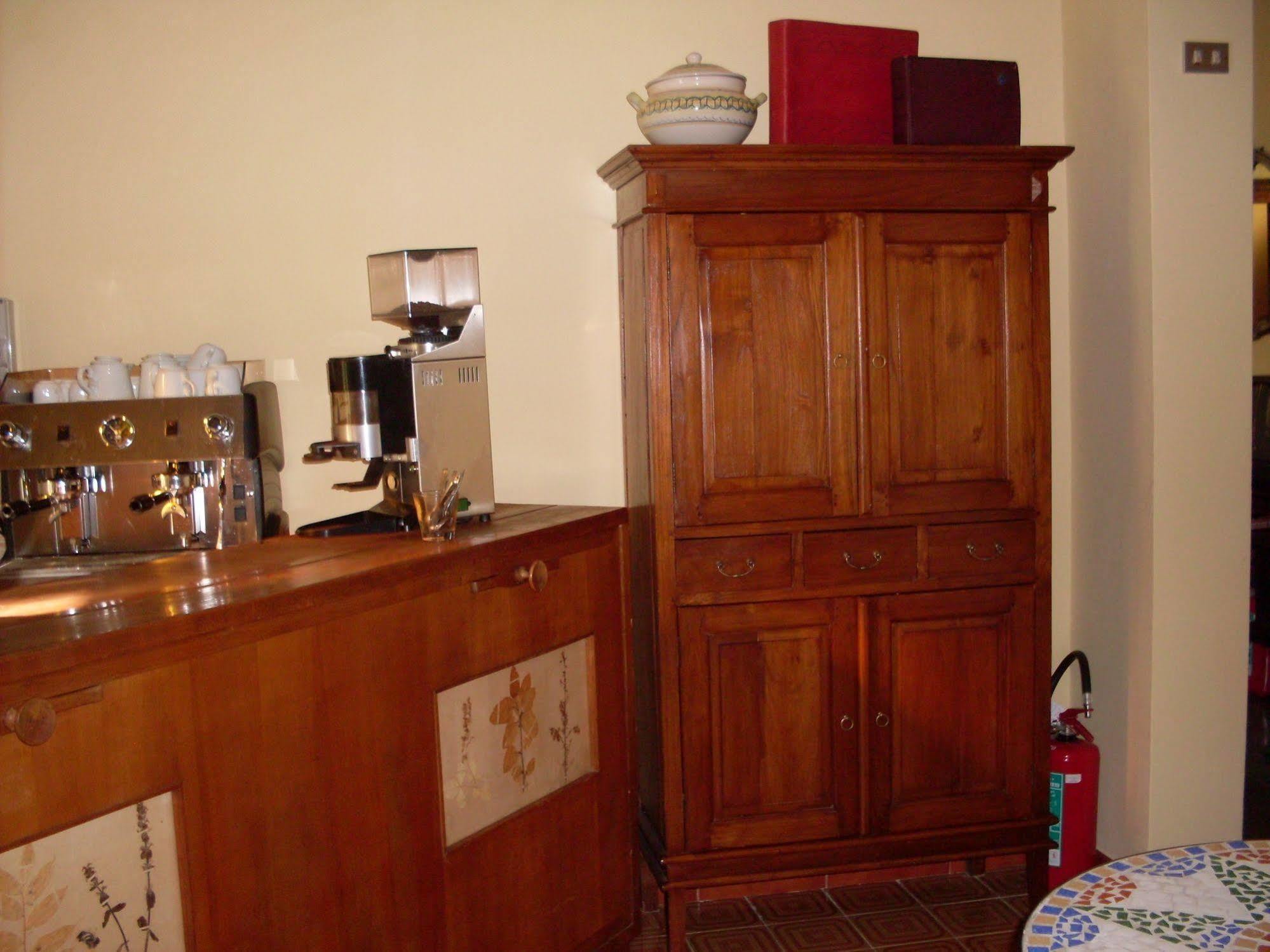 Hotel Roma سكانو المظهر الخارجي الصورة